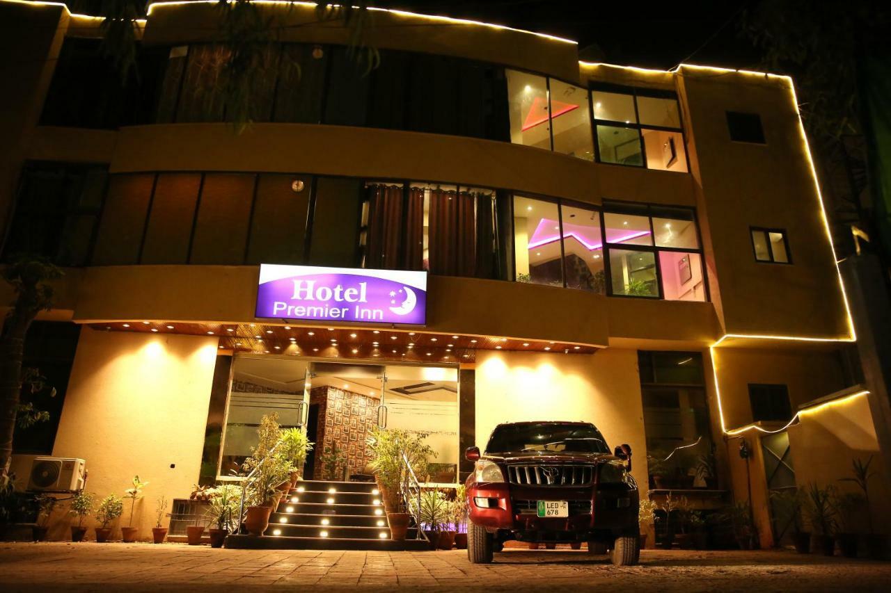 Premier Inn Gulberg Lahore Exterior foto